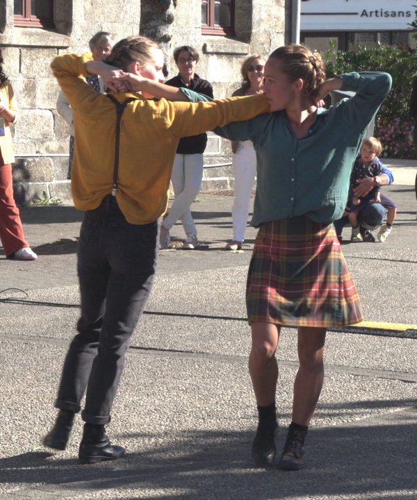 danse duo femmes - Danse a tous les etages