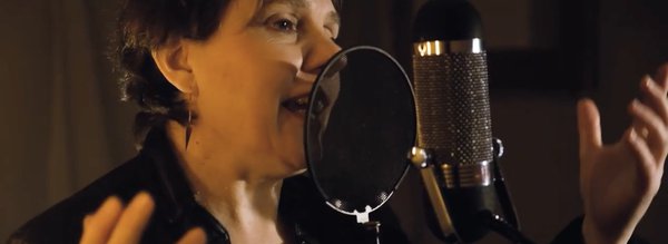 Ebrel Annie un den un tron