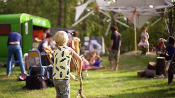 enfant trotinette Le grand bazh.art 44