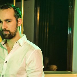 Grégoire David Meet your friends at bars clip réalisateur