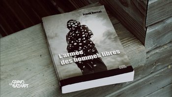 gros plan livre - lecture Franck Darcel