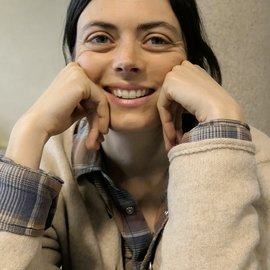 Inès Léraud journaliste portrait