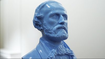 la villemarque buste bleu