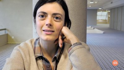 mains joues Inès Léraud