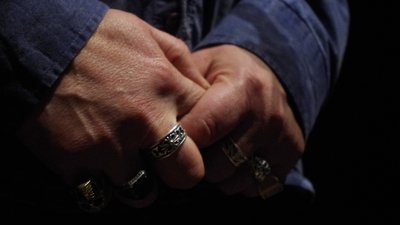 mains serrés je vous raconte ouest sides stoies saison deux