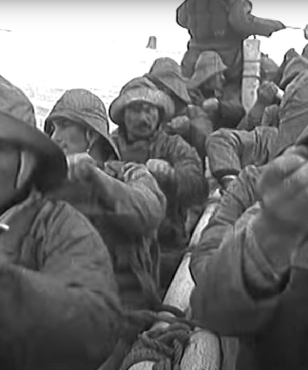 Saluent les bateaux Septembre 1930