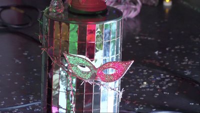 masque sur le dance floor fin de soirée