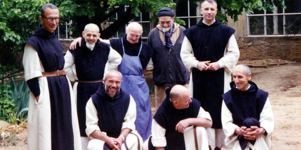 Les moines de Tibhirine photo groupe