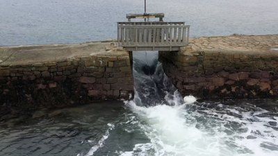 moulins- Huet - cover