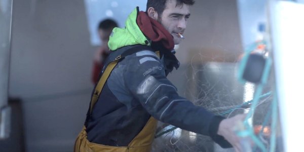 pecheur avce cigarette - demailler