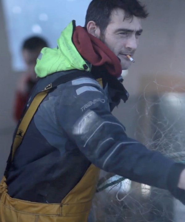 pecheur avce cigarette - demailler