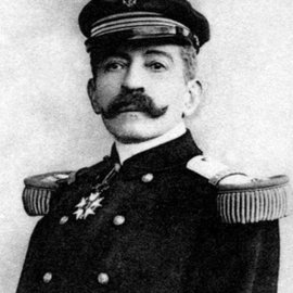 Pierre Loti portrait en uniforme