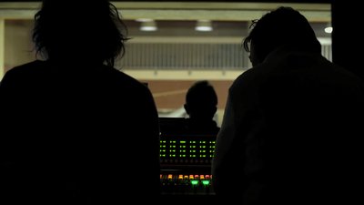 Plan studio sombre filmradiofilm