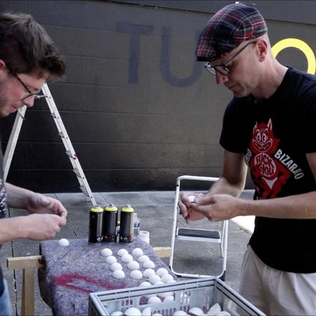 poch et nelio préparent le braille - Teenage kicks