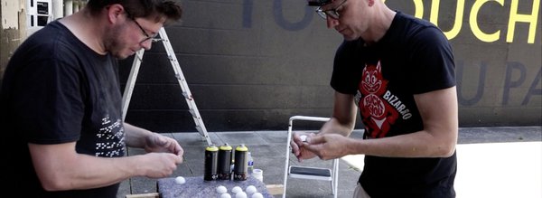 poch et nelio préparent le braille - Teenage kicks