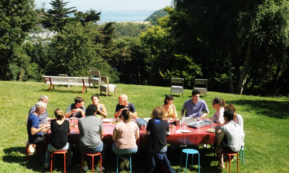 déjuener jardin villa rohannec'h Résidents