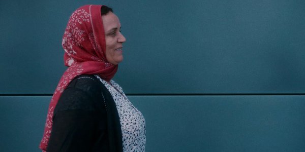 samira sourit - blue