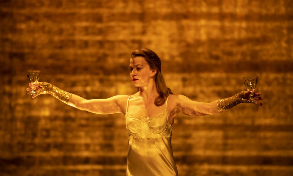 verre paillette danse jour nuit