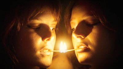 Visage double et allumettes - Danube Vertige d'Azur