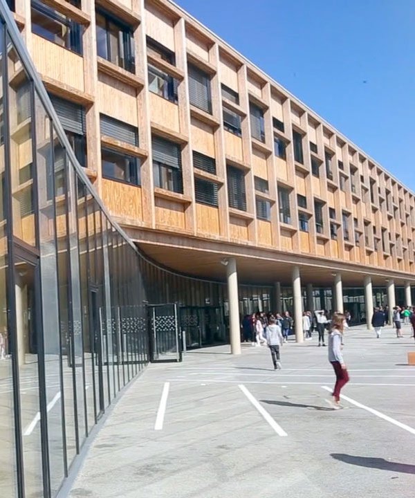 vue extérieur collège Simone Veil