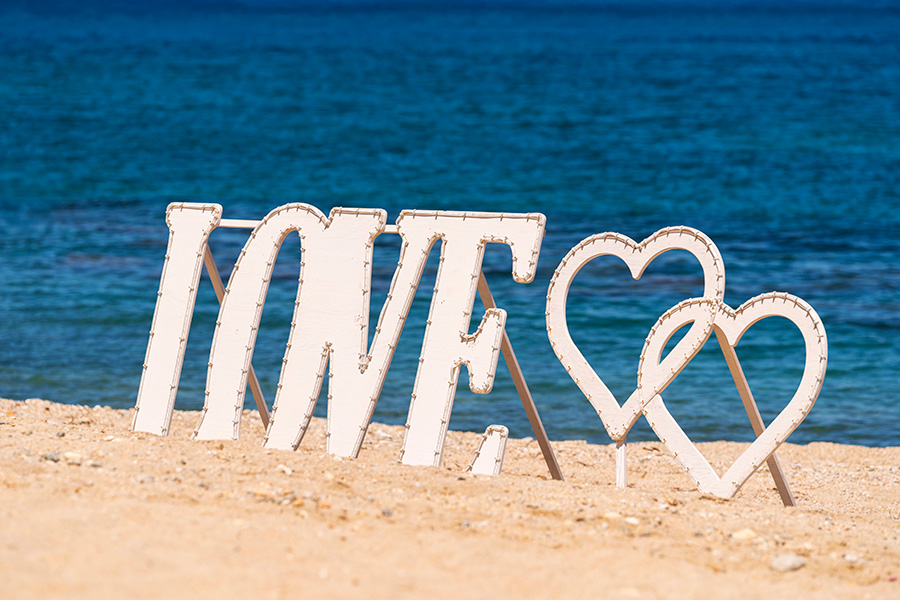 Réaliser votre mariage sur la plage en Bretagne : Avantages et inconvénients