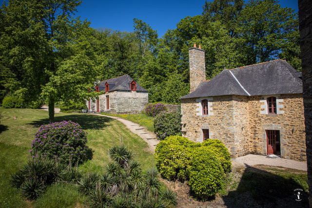 CHATEAU DE LA VILLEQUENO