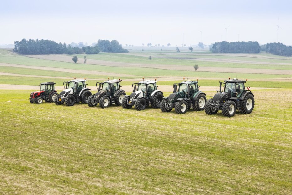 valtra-carrousel3gamme