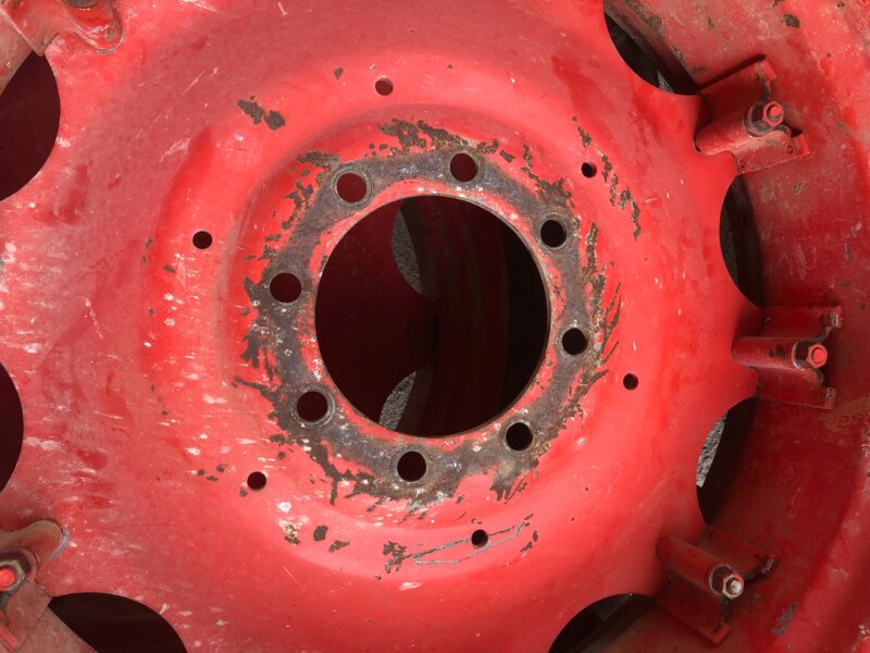 2 roues complètes pour pulvérisateur ou tracteur Fendt dimension 520/70R38