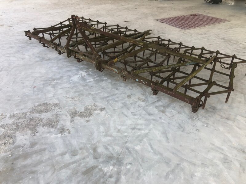 Herse plate 4 m repliage manuel