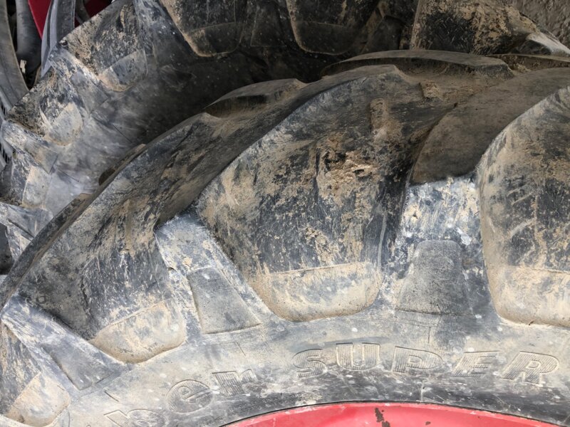 2 roues complètes pour pulvérisateur ou tracteur Fendt dimension 520/70R38