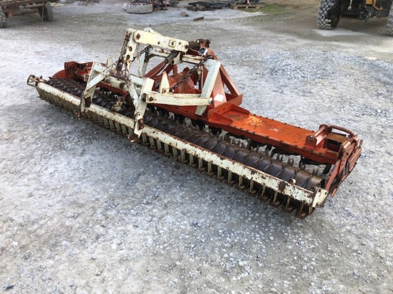 Herse rotative KUHN HR 4001 D