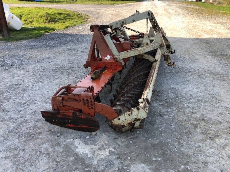Herse rotative KUHN HR 4001 D