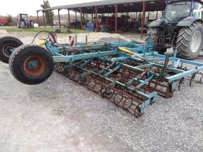 Vibroculteur Religieux frères Condor 6m