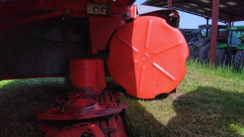 FAUCHEUSE KUHN GMD355