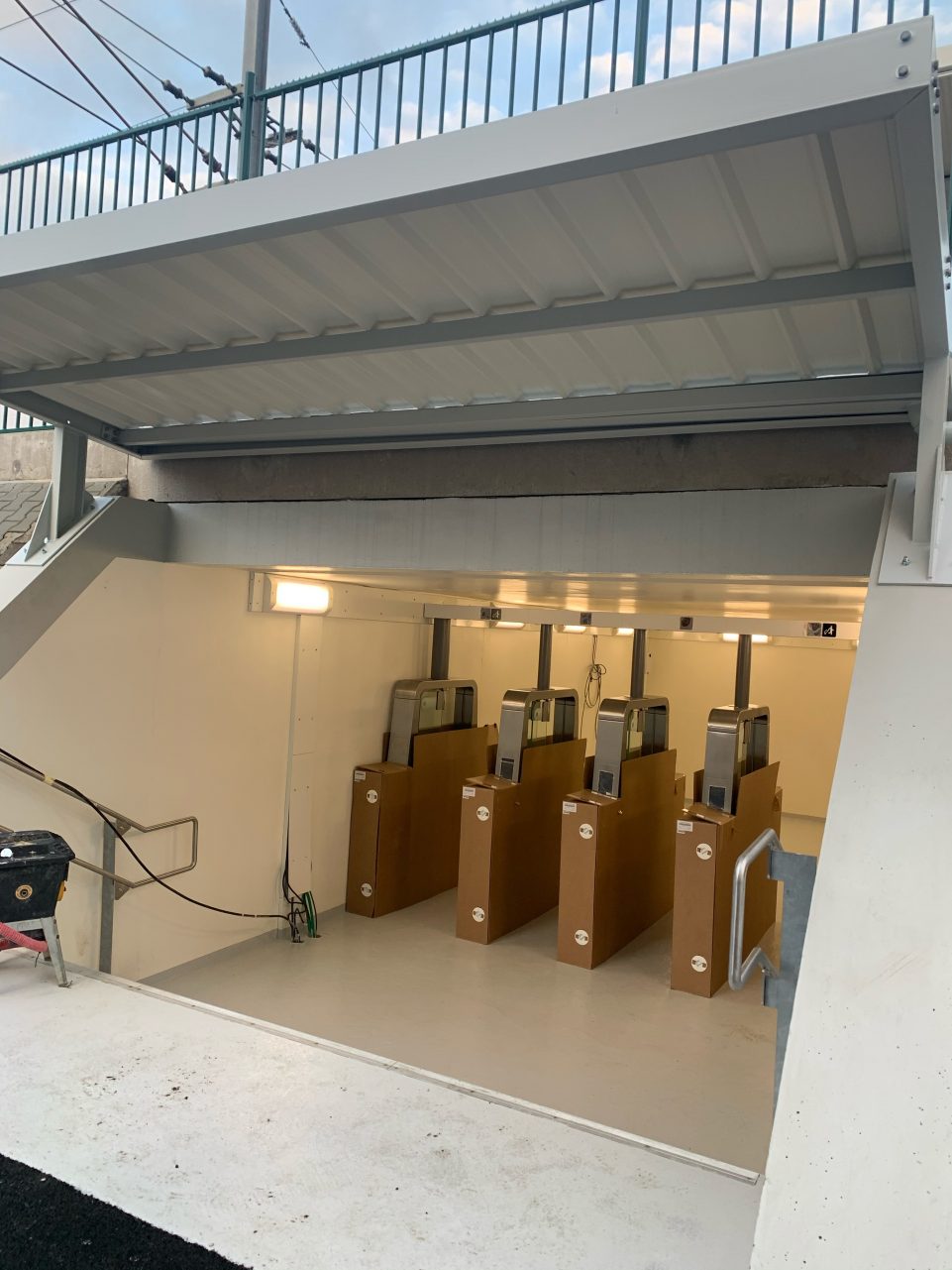 sortie souterraine vers la gare routière sud