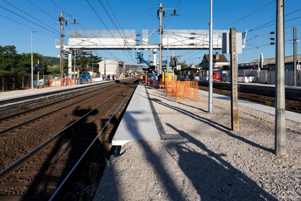 travaux gare d'Epone-Mezières