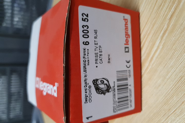 Prise tv legrand dooxie + rj45 cat6 stp compacte finition blanc