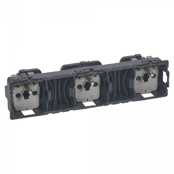 Céliane, une prise de courant à combiner avec des plaques pour jouer sur les couleurs et les matière