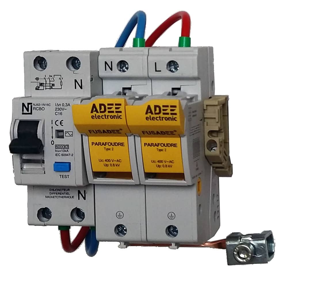 Ensemble modulaire parafoudre monophasé access à continuité de service avec déconnecteur associé