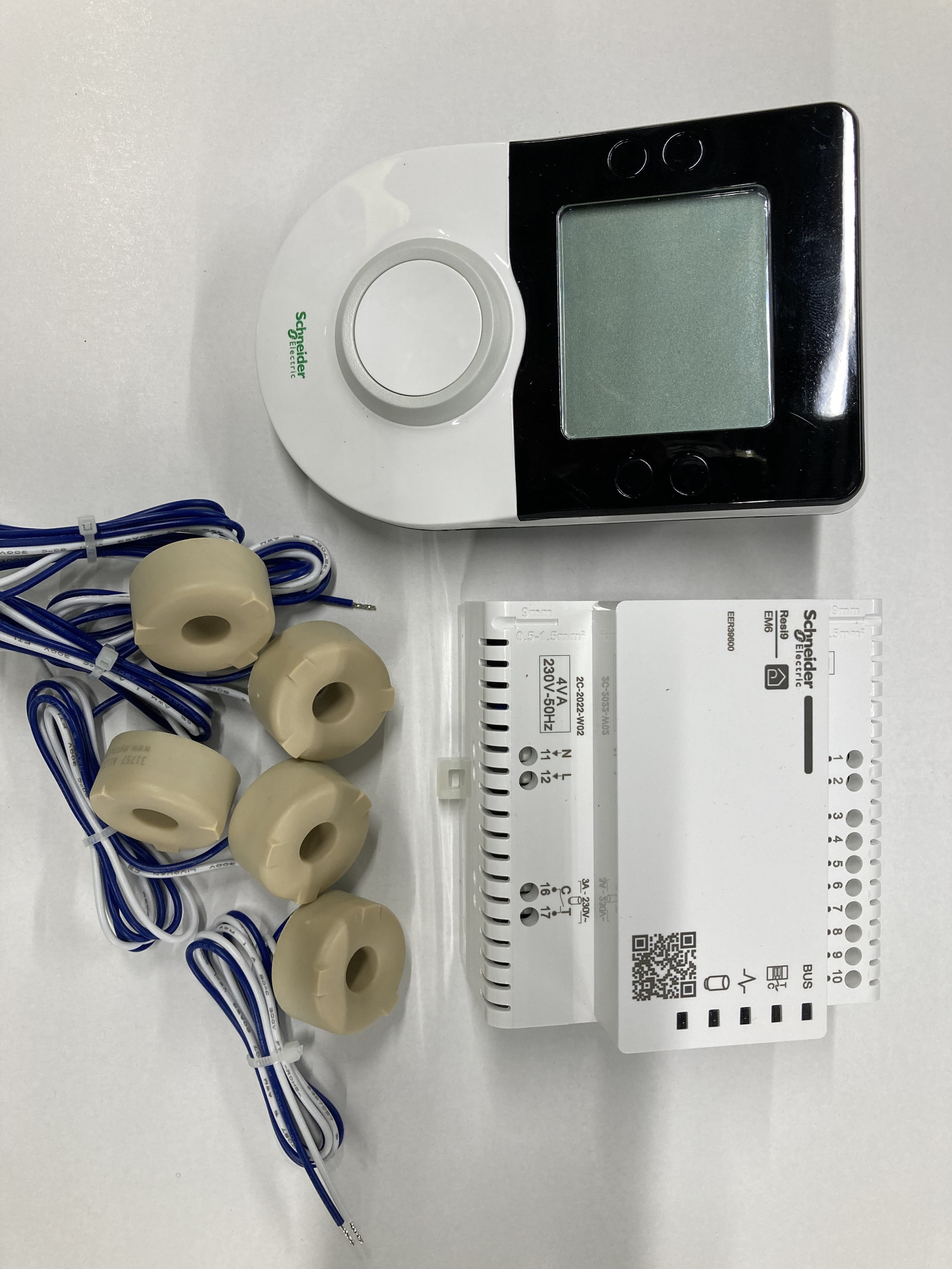 Pack resi9 em6 eer39600 + 5 tors eer39620 + indicateur conso eer39610