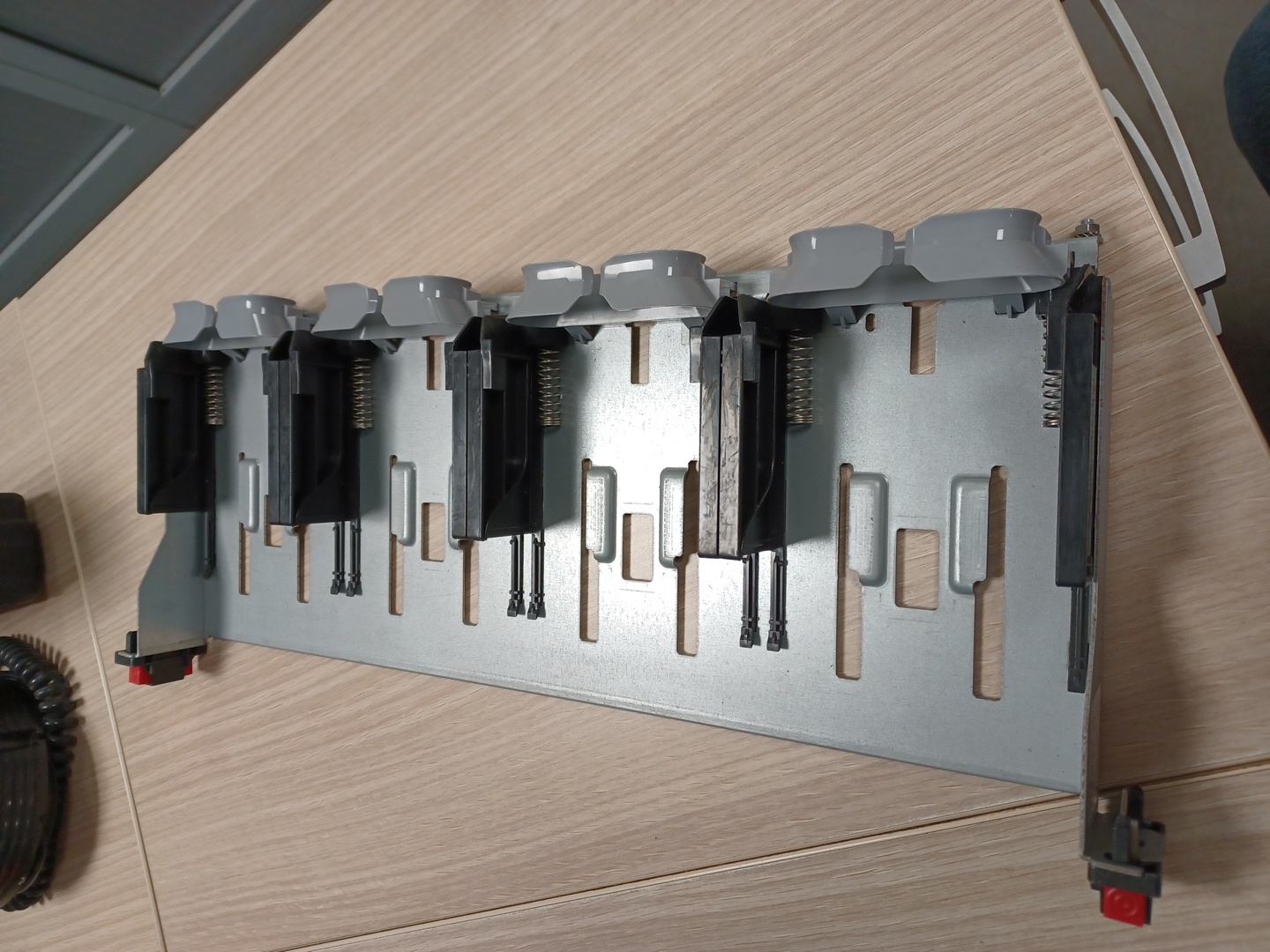 Panneau de brassage droit 19 pouces 1u