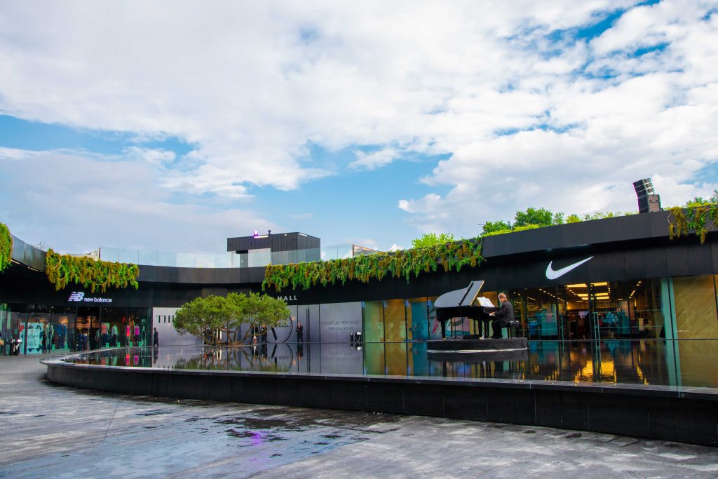 nike-factory-store-the-village-outlet nike-factory-store-the-village-outlet
