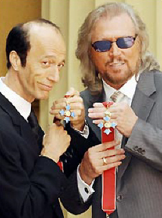 27_05_2004_beegees_onderscheiden
