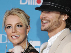 25_06_2004_britney_kevin