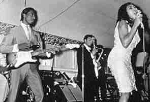 07_08_1960_turner_revue