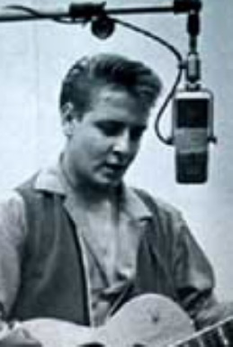 25_08_1959_EddieInGoldStar