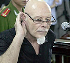 03_03_2006_garyglitter