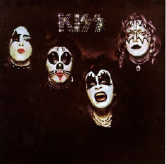 18_02_1974_kiss_eerste
