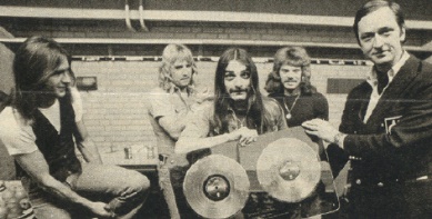 26_02_1977_statusquo_goud