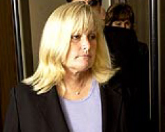 28_04_2005_debbierowe